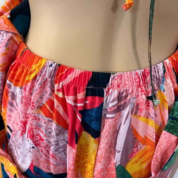 New dress absolutely beautiful size Small - Picture 4 of 10